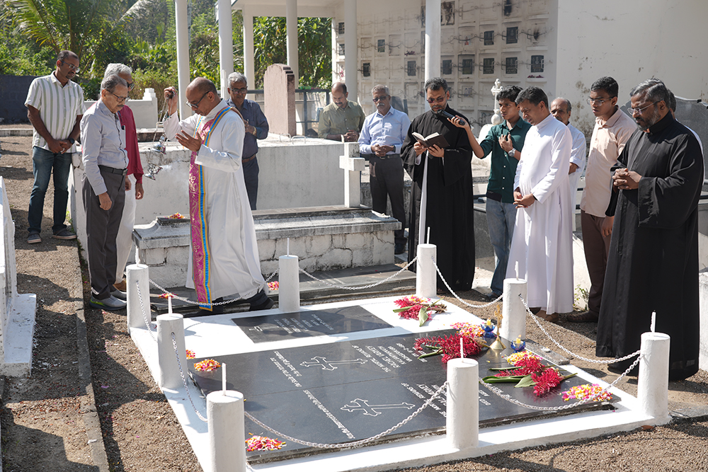 Kaliyanthanath Family